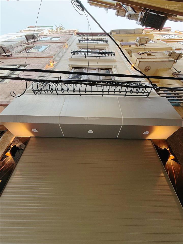 Chủ ngộp bank bán nhanh căn nhà phân lô phố minh khai sổ đỏ 30m2.