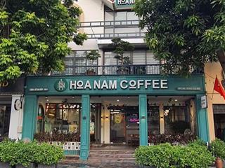 Cho thuê biệt thự 150250m
phù hợp làm văn phòng quán cà phê showroom