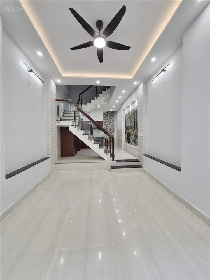Nhà 4 tầng hẻm 6m xe hơi quay đầu nguyễn văn khối sát cv làng hoa gò vấp chỉ 8,8 tỷ