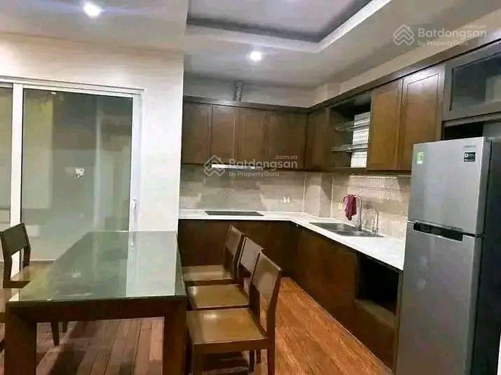 Cho thuê căn 2 ngủ rộng tại hòa bình green city, số 505 phố minh khai, p vĩnh tuy,  0915 554 ***