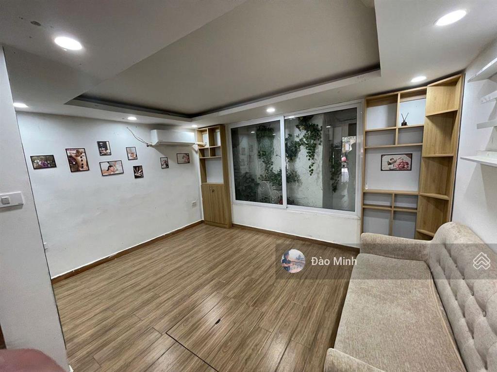 Mặt ngõ nguyễn chí thanh rộng như phố  thang máy  mt 4.1m  kd/ gara ôtô  full nội thất cao cấp