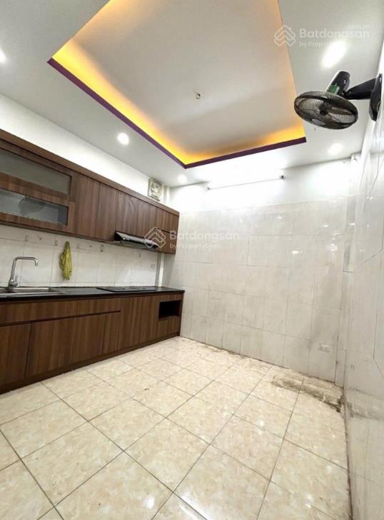 (220) chính chủ bán nhà dương quảng hàm, nhà dân xây chắc chắn, 5 tầng 6 phòng, nhỉnh 9 tỷ cực hiếm