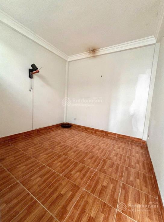 (220) chính chủ bán nhà dương quảng hàm, nhà dân xây chắc chắn, 5 tầng 6 phòng, nhỉnh 9 tỷ cực hiếm