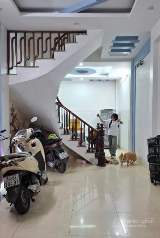 (250) chính chủ bán nhà dân xây trần cung, ô tô vào nhà, 5 tầng, 5 phòng ngủ, nhỉnh 13 tỷ