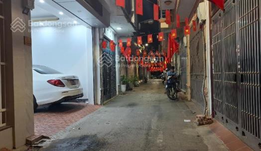 (250) chính chủ bán nhà dân xây trần cung, ô tô vào nhà, 5 tầng, 5 phòng ngủ, nhỉnh 13 tỷ
