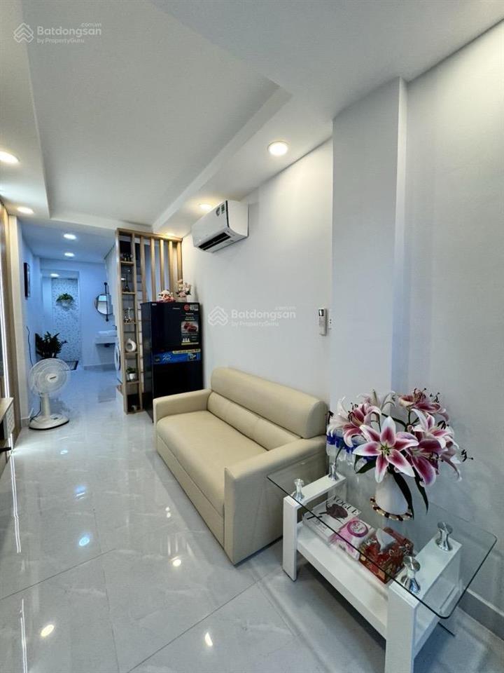 Bán nhà xinh đón tết qua cầu kiệu là tới , 2 tầng, 2,7 x 11.5m  chỉ 4,2 tỷ