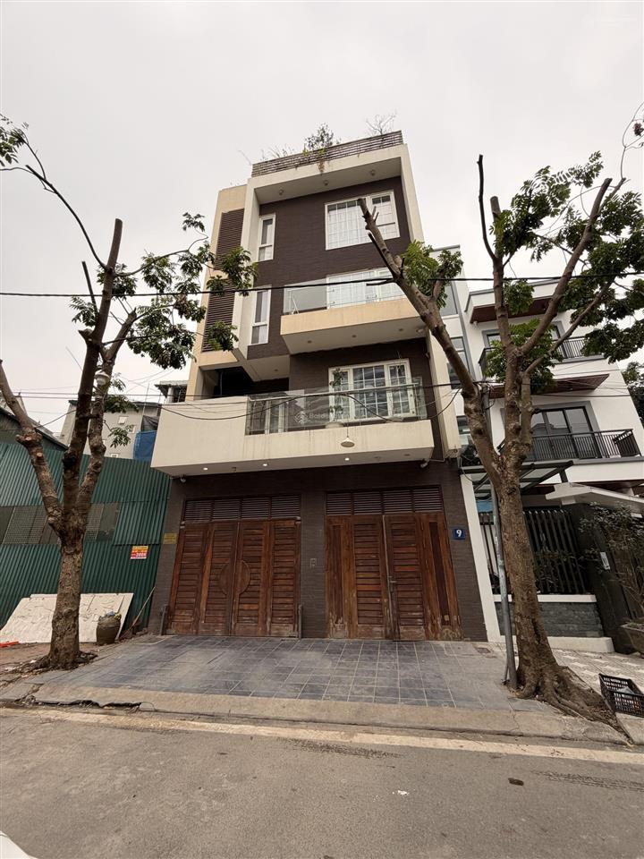 Bán nhà ở riêng 105.5m2 chính chủ tại khu đấu giá xuân đỉnh