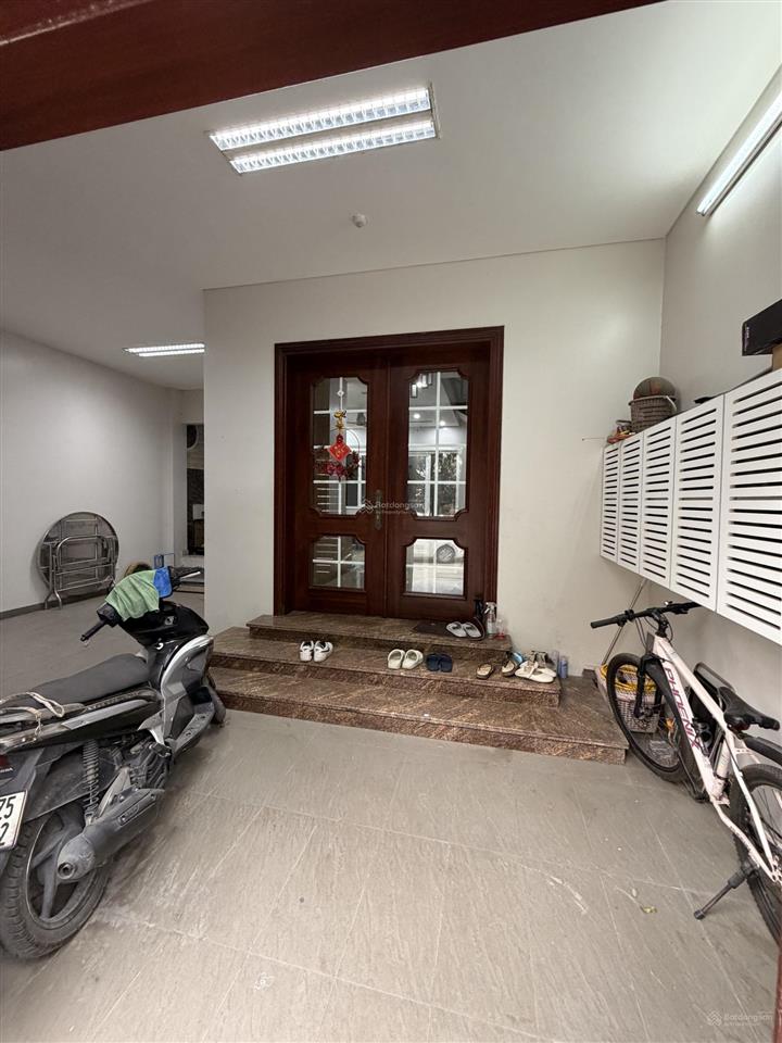 Bán nhà ở riêng 105.5m2 chính chủ tại khu đấu giá xuân đỉnh