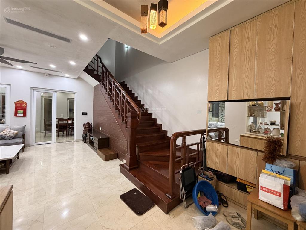 Bán nhà ở riêng 105.5m2 chính chủ tại khu đấu giá xuân đỉnh