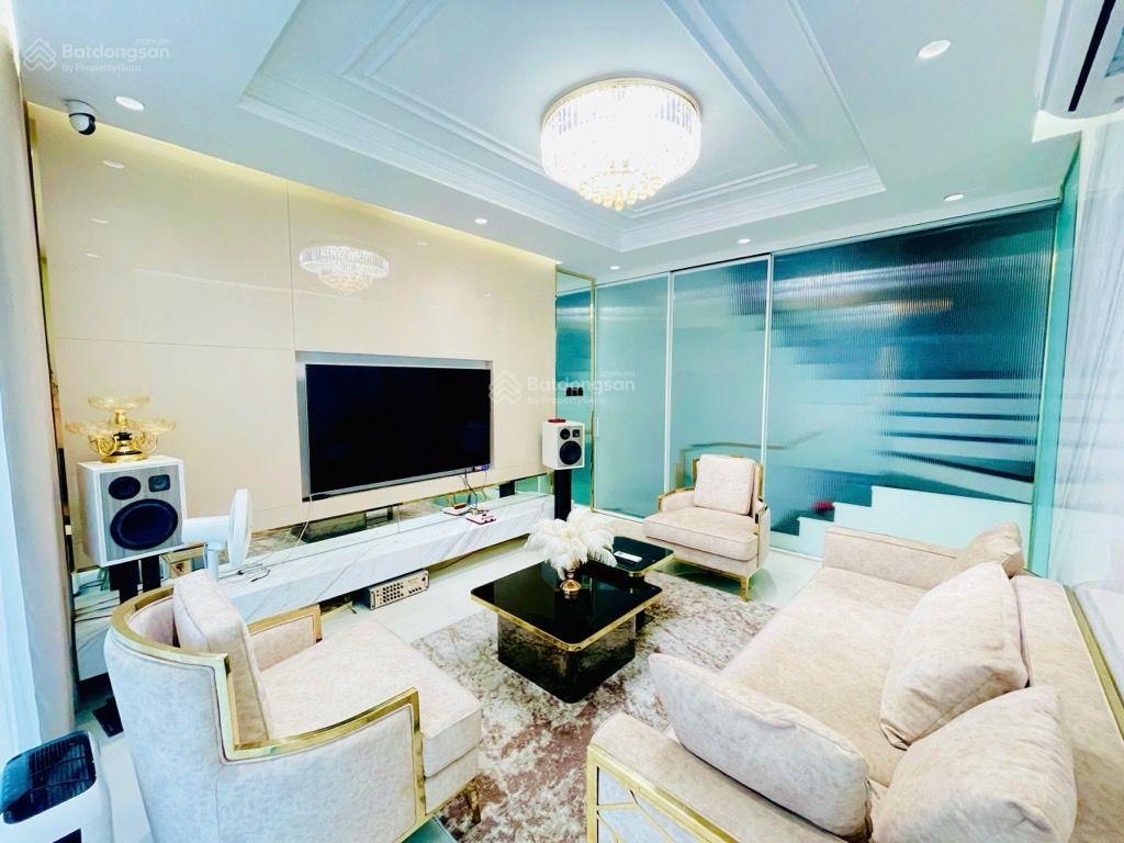 Bán nhà mặt tiền 6 tầng đường tùng thiện vương ngang 5m, giáp quận 5 chdv hoặc xây ở