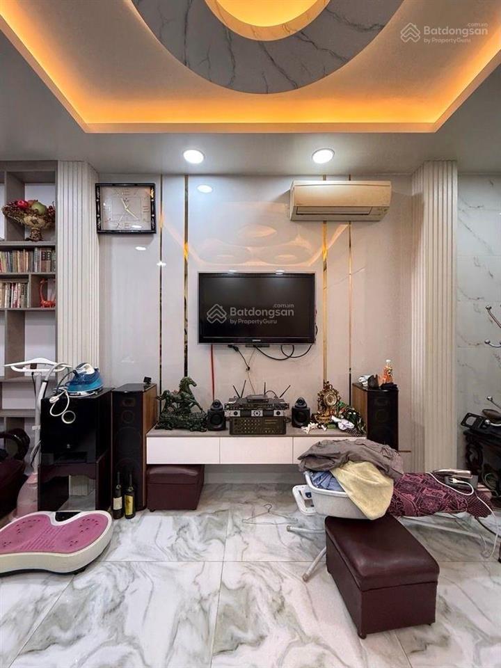 Bán nhà mặt tiền 6 tầng đường tùng thiện vương ngang 5m, giáp quận 5 chdv hoặc xây ở