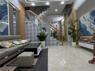 Nhà mới hiện đại tx 18, hẻm oto, dt 4,5x12m, xd 4pn  5wc  nội thất cao cấp, giá chỉ 5tỷ250