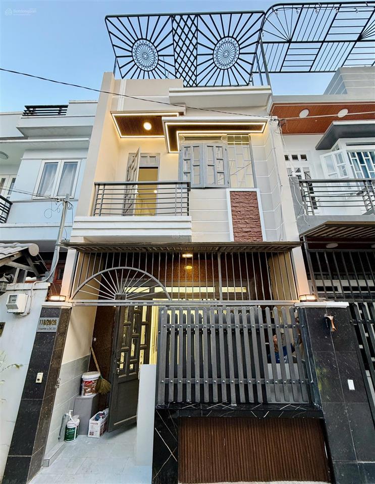 Bán nhà ở tl 27, hẻm rộng,dt 4,3x13,5m,xd 2pm3wc,nội thất xinh xắn mà giá chỉ có 4,5tỷ.