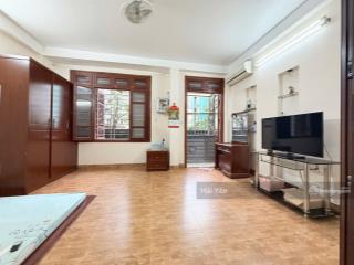 Bán nhà yên hòa, cầu giấy 33m2 x 5 tầng x mặt tiền 5m, 5m ra ô tô tránh, giá 10,2 tỷ