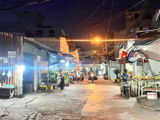 Hẻm xe hơi thông nhà 2 tầng  ngang khủng 5m