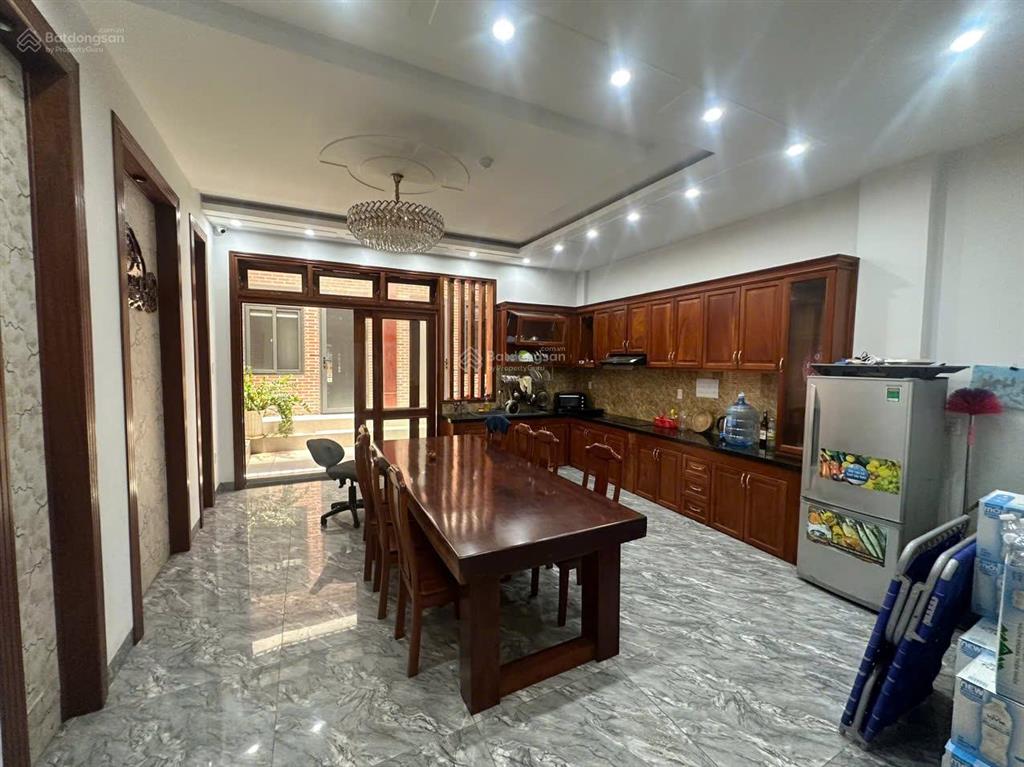 Bán khách sạn mặt tiền phan chu trinh  gần bãi sau  19 phòng kinh doanh  giá 33,5 tỷ