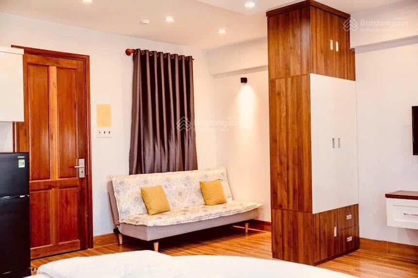 Bán khách sạn mặt tiền phan chu trinh  gần bãi sau  19 phòng kinh doanh  giá 33,5 tỷ