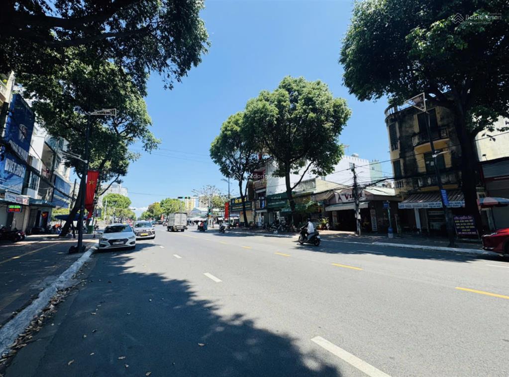 Bán nhà đường nam kỳ khởi nghĩa có sẵn dòng tiền cho winmart thuê ngang 7,7m giá 31 tỷ