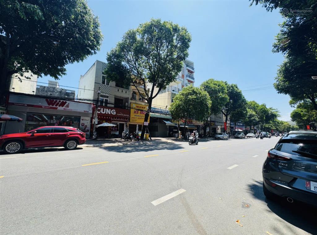 Bán nhà đường nam kỳ khởi nghĩa có sẵn dòng tiền cho winmart thuê ngang 7,7m giá 31 tỷ