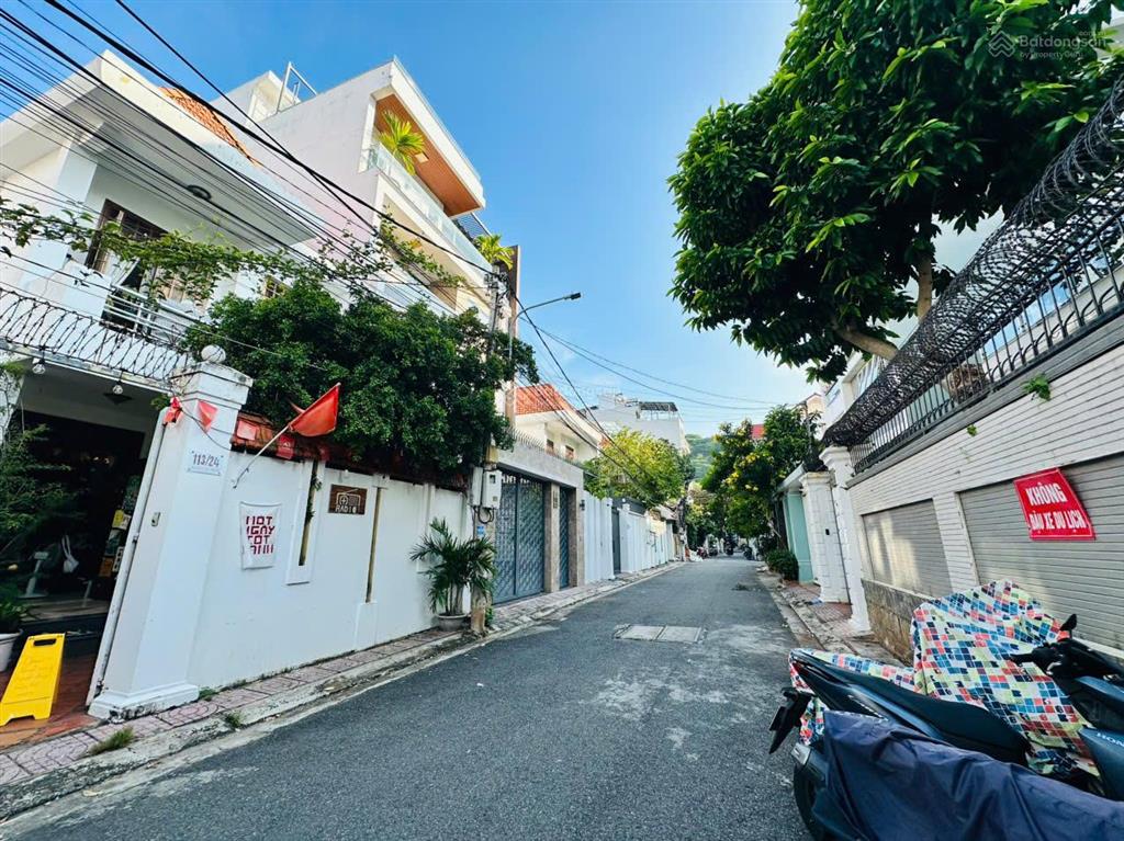 Bán nhà ngay hồ điều hòa võ thị sáu cách biển bãi sau 500m thích hợp nghỉ dưỡng giá 11.5 tỷ