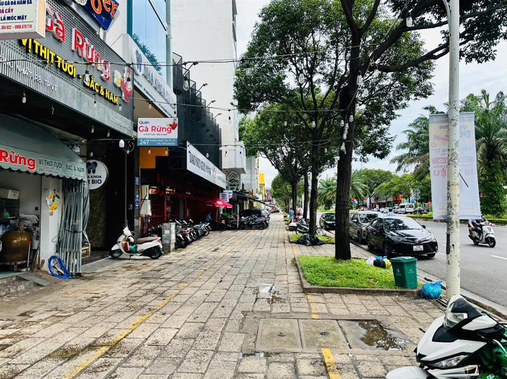 Bán tòa nhà hoàn công 7 tầng 2 mặt tiền thống nhất mới vị trí thương hiệu