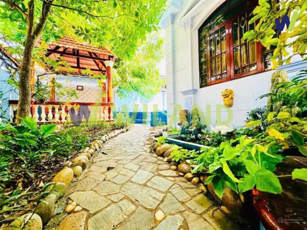 Bán biệt thự sân vườn có hồ bơi võ thị sáu gần biển bãi sau diện tích 340m² chỉ 25 tỷ