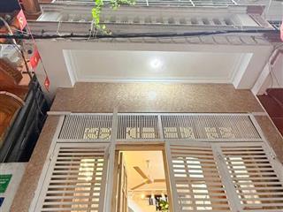 Phân lô hoàng văn thái ô tô lùi tận cửa kinh doanh tốt ở ngay