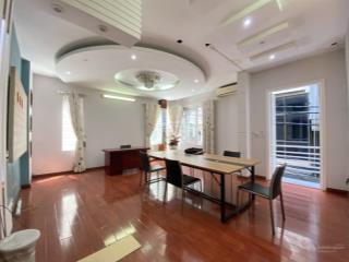 Cho thuê văn phòng hoàng ngân, 45m2, giá 6 triệu, sẵn đồ sàn gỗ, miễn phí ngoài giờ