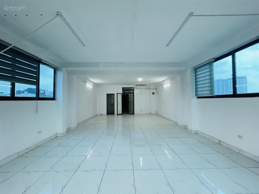 Chỉ hơn 10 triệu có ngay văn phòng gần kangnam  sông đà, nam từ liêm, view thoáng, mặt phố