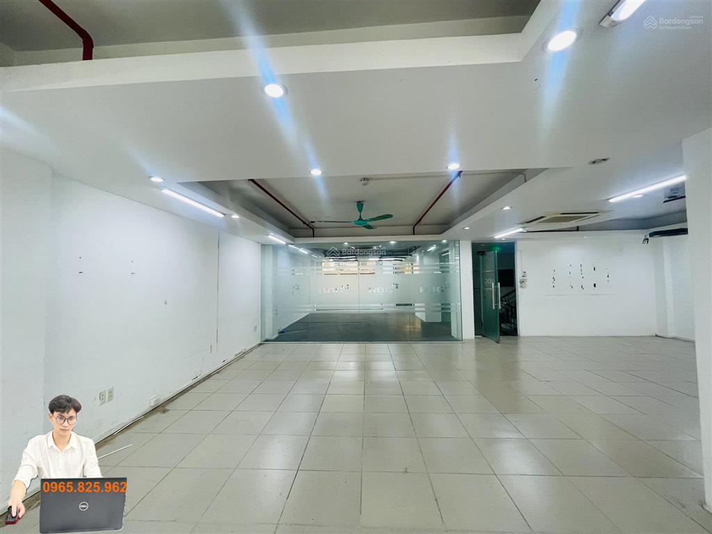 Cho thuê văn phòng tại phố khuất duy tiến, thanh xuân, 200m2, giá 25 triệu, chia sẵn phòng.