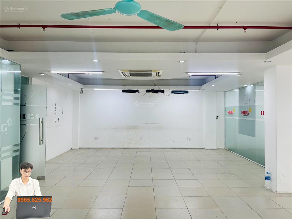 Cho thuê văn phòng tại phố khuất duy tiến, thanh xuân, 200m2, giá 25 triệu, chia sẵn phòng.