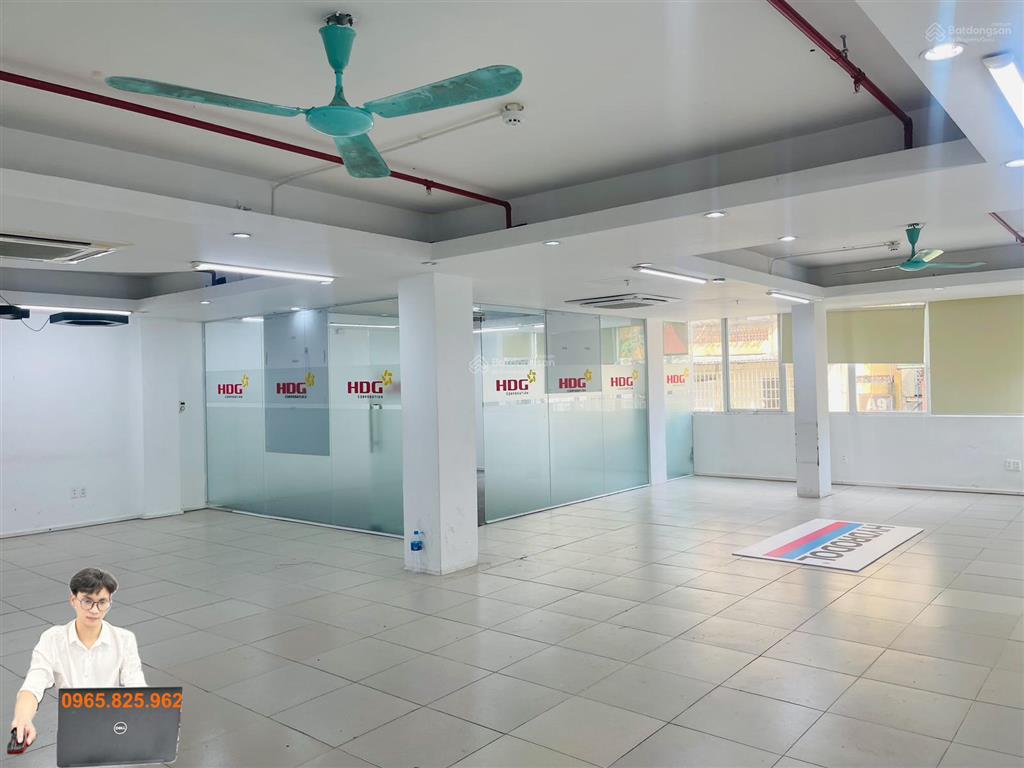 Cho thuê văn phòng tại phố khuất duy tiến, thanh xuân, 200m2, giá 25 triệu, chia sẵn phòng.