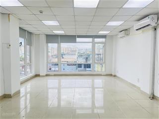 Cho thuê văn phòng 75m2 tại trần thái tông, cầu giấy, trần cao, hai mặt thoáng, kính trắng, đẹp