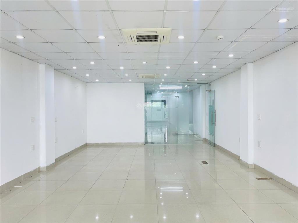 Cho thuê văn phòng 80m2, giá 14,2 triệu mặt phố vũ tông phan, thanh xuân, view thoáng, chia phòng