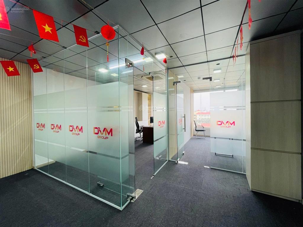 Cho thuê văn phòng tại phố nguyễn ngọc nại, thanh xuân, 110m2, nhỉnh 10 triệu, ô tô đỗ cửa