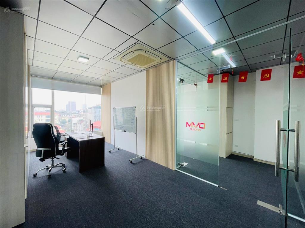 Cho thuê văn phòng tại phố nguyễn ngọc nại, thanh xuân, 110m2, nhỉnh 10 triệu, ô tô đỗ cửa