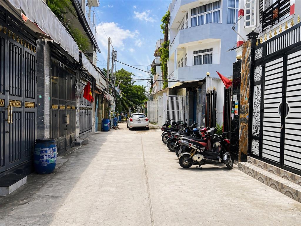 Iêu hiếm  đường số  gần chợ bà hom  giáp khu tên lửa