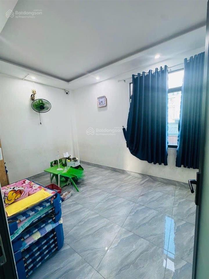Cực hiếm  nhà 3 tầng ngay chợ bà hom  ngang khủng 5.5m  mt kinh doanh