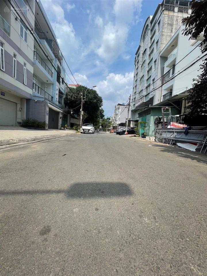 Siêu hiếm  nhà 4 tầng  mt kinh doanh đường số 52  khu tên lửa  7 phòng ngủ