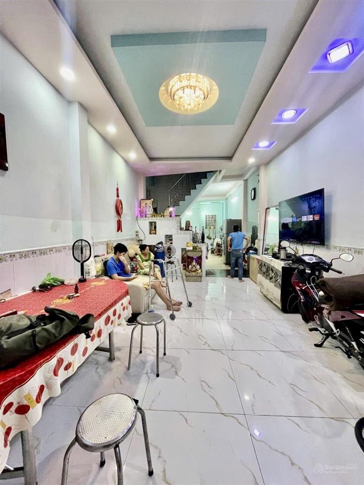 Hiếm 68m2  nhà 2 tầng  khu tên lửa  gần aeon bình tân