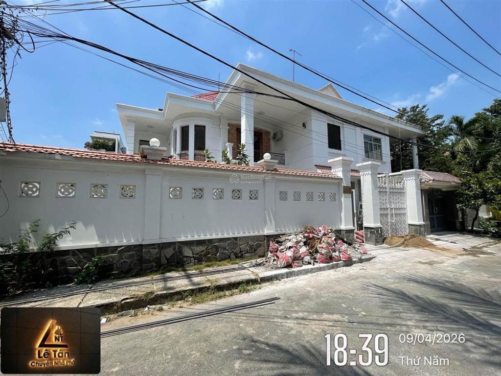 Siêu biệt thự khủng trần não, hàng hiếm khẳng định đẳng cấp giá trị vượt thời gian.