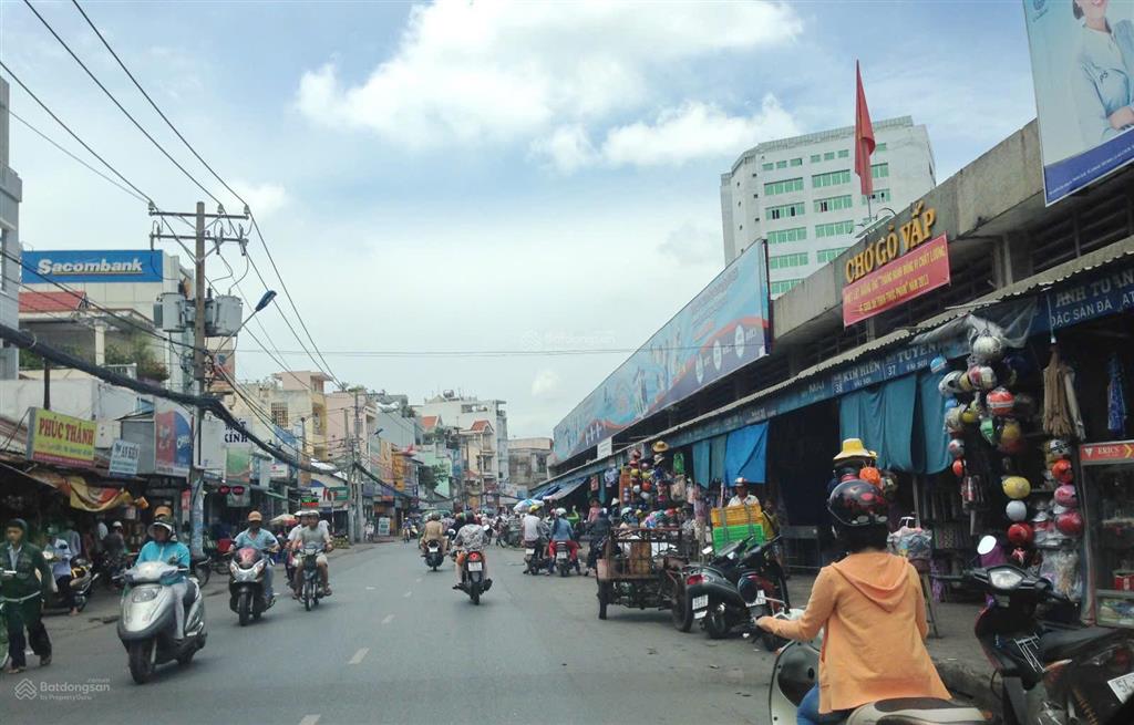 Hàng ngộp giảm sốc mặt tiền kinh doanh cạnh chợ gò vấp, đại học công nghiệp  trục nguyễn văn nghi