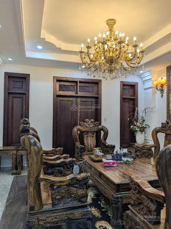 Ngộp bank bán gấp nhà 6 tầng, tầng hầm, thang máy.cityland, emart phan văn trị, hẻm xe hơi 16.8tỉ
