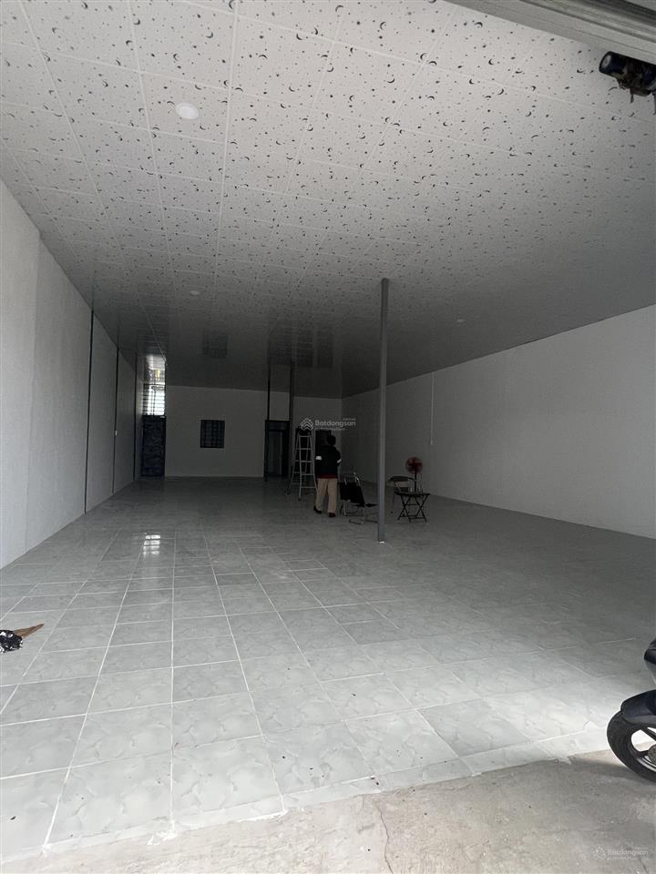 Bán nhà kho xưởng mới mặt tiền bùi công trừng hóc môn  q12