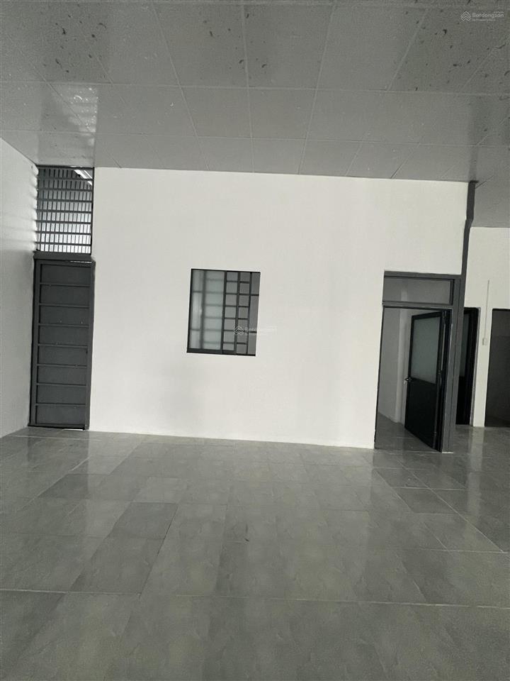 Bán nhà kho xưởng mới mặt tiền bùi công trừng hóc môn  q12