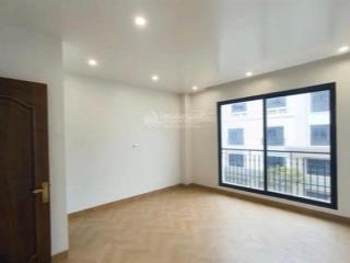 Chính chủ cho thuê nhà  shop house tc6  31 tại vinhomes golden avenue (tp móng cái)