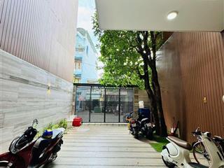 Nhà 4 tầng, mặt tiền đ. lê quý đôn  gần biển nha trang  dt 188m2 giá 34 tỷ