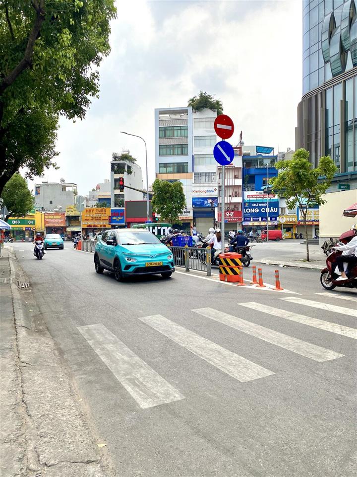 Bán nhà 36m2 3pn ngay bv gia định  đh mỹ thuật chỉ 5,88