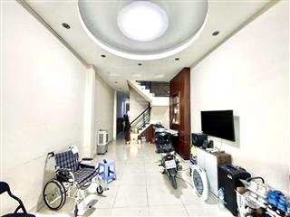 Mặt tiền 4 tầng 80m2 gần chợ cây quéo, ô tô cất nhà chỉ 9,5 tỷ