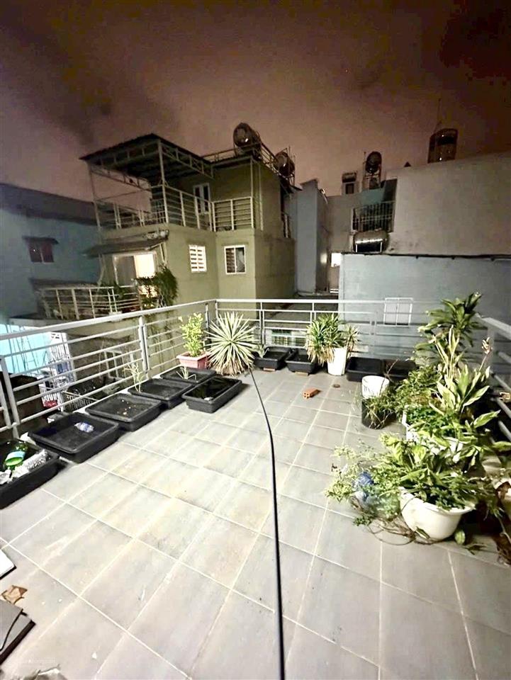 Bán nhà 3 tầng 56m2 gần cầu bông giáp quận 1 chỉ 6 tỷ